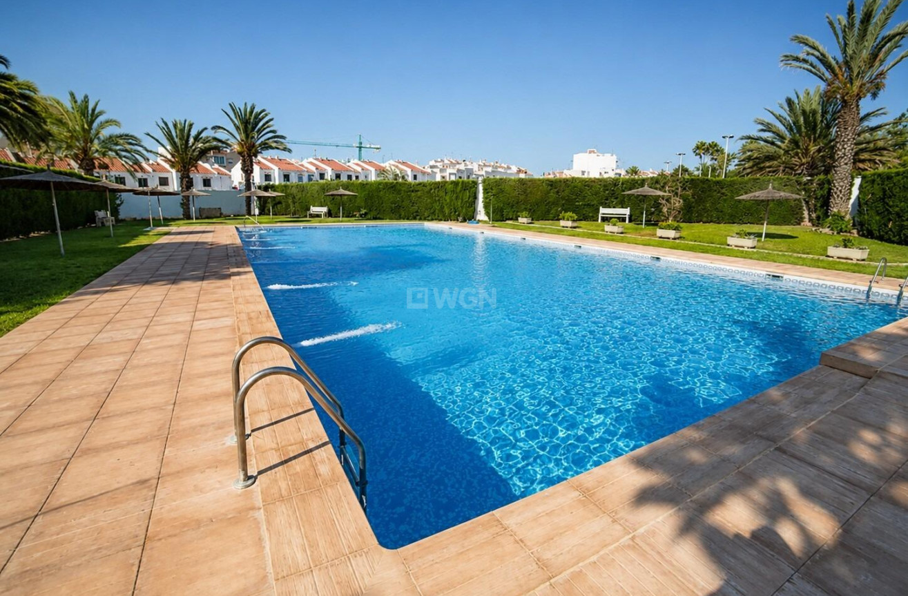 Wiederverkauf - Stadthaus - Torrevieja - Calas Blanca