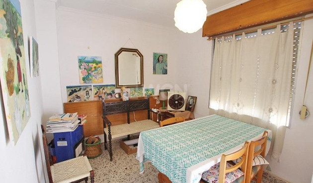 Odsprzedaż - Kamienica - Guardamar del Segura - Centro