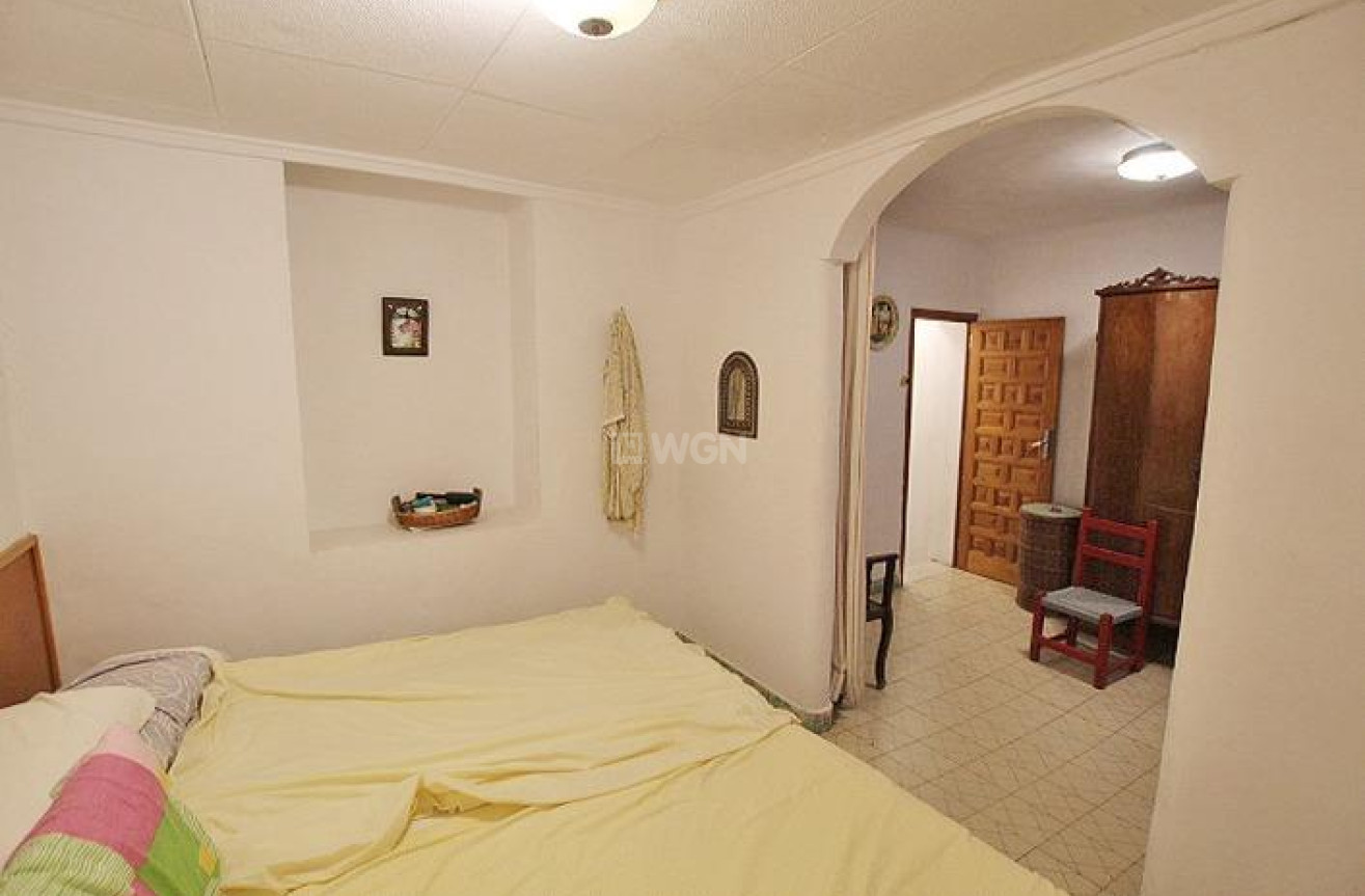 Odsprzedaż - Kamienica - Guardamar del Segura - Centro