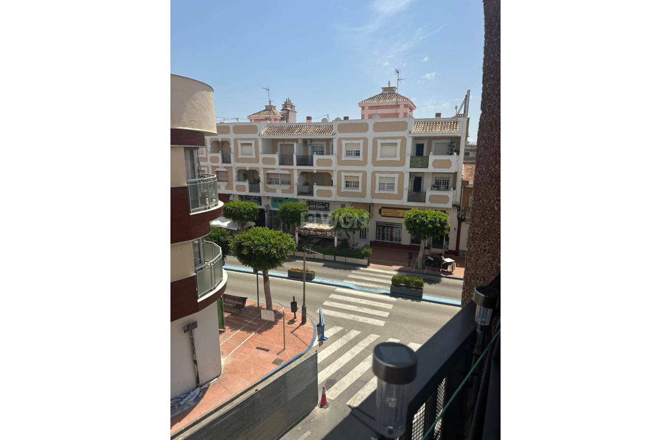 Odsprzedaż - Mieszkanie w bloku - Santiago de la ribera - Centro