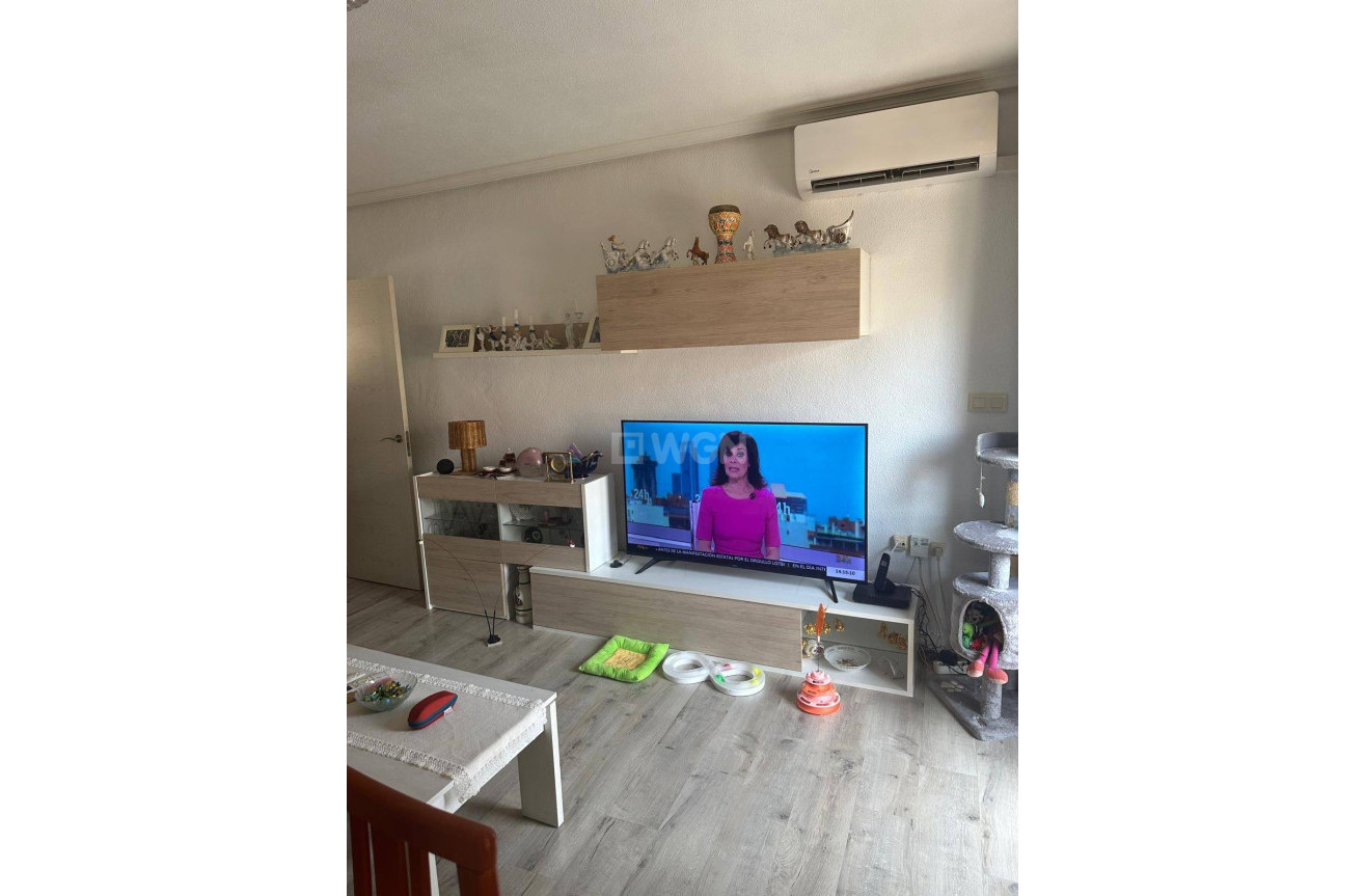 Odsprzedaż - Mieszkanie w bloku - Santiago de la ribera - Centro