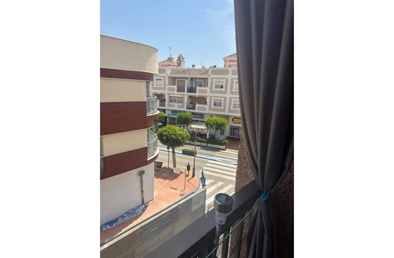 Odsprzedaż - Mieszkanie w bloku - Santiago de la ribera - Centro