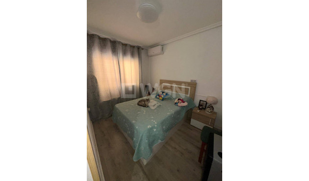Odsprzedaż - Mieszkanie w bloku - Santiago de la ribera - Centro