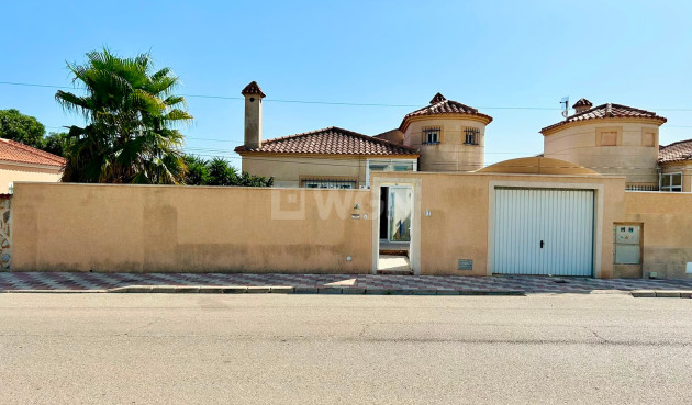 Odsprzedaż - Villa - Torrevieja - Costa Blanca