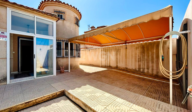 Odsprzedaż - Villa - Torrevieja - Costa Blanca