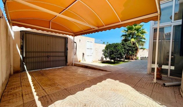 Odsprzedaż - Villa - Torrevieja - Costa Blanca