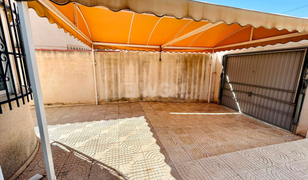 Odsprzedaż - Villa - Torrevieja - Costa Blanca