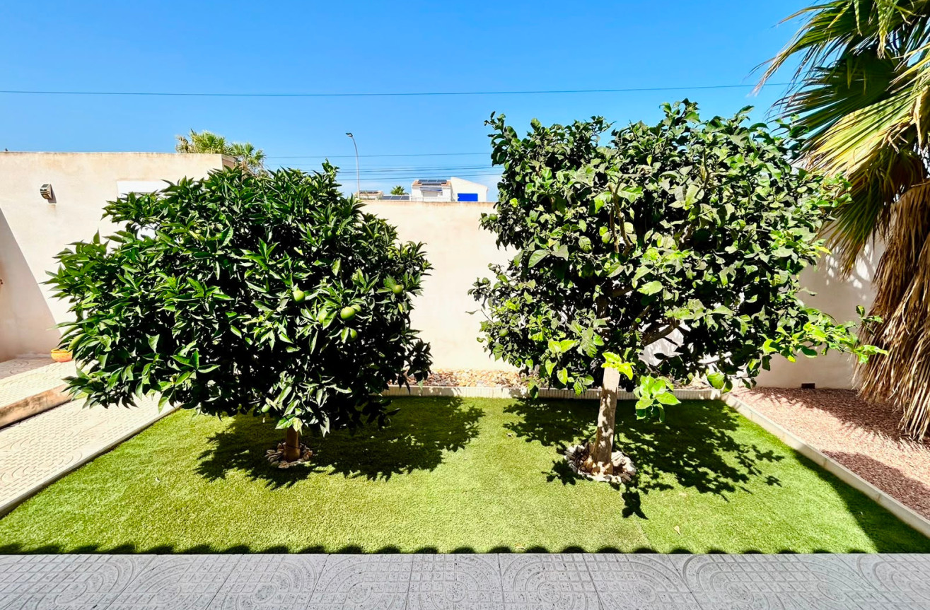 Odsprzedaż - Villa - Torrevieja - Costa Blanca