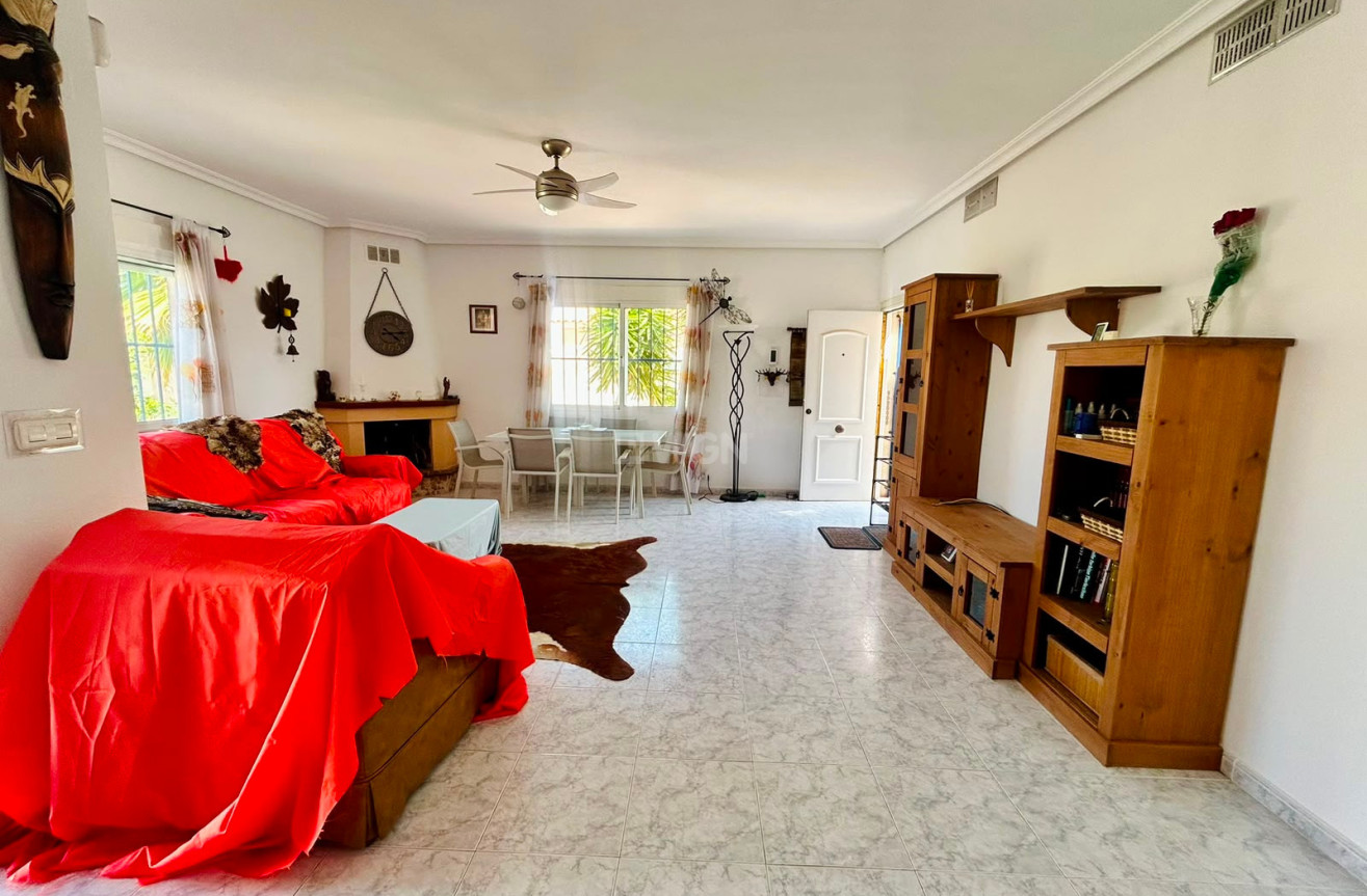 Odsprzedaż - Villa - Torrevieja - Costa Blanca