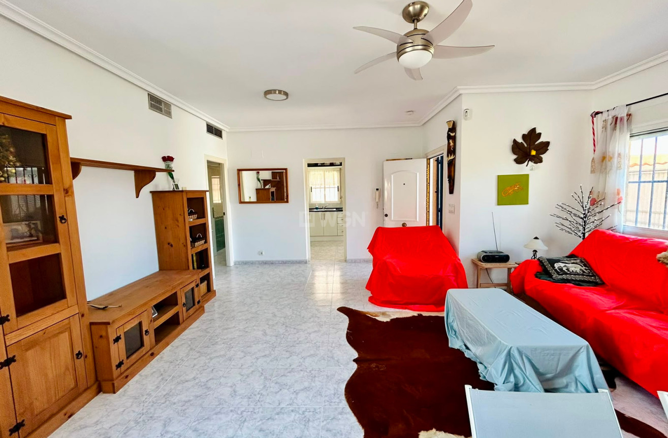 Odsprzedaż - Villa - Torrevieja - Costa Blanca