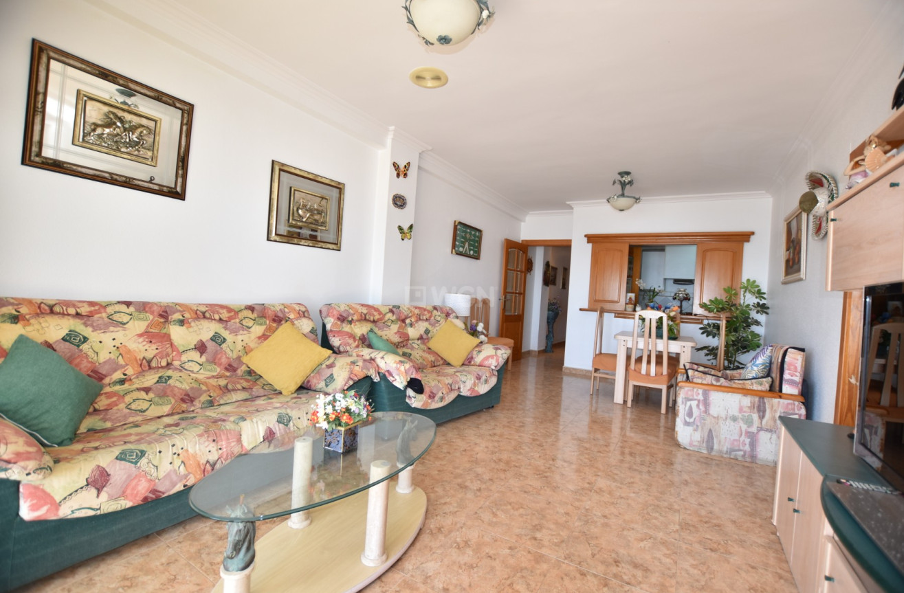 Odsprzedaż - Mieszkanie w bloku - La Mata - Costa Blanca