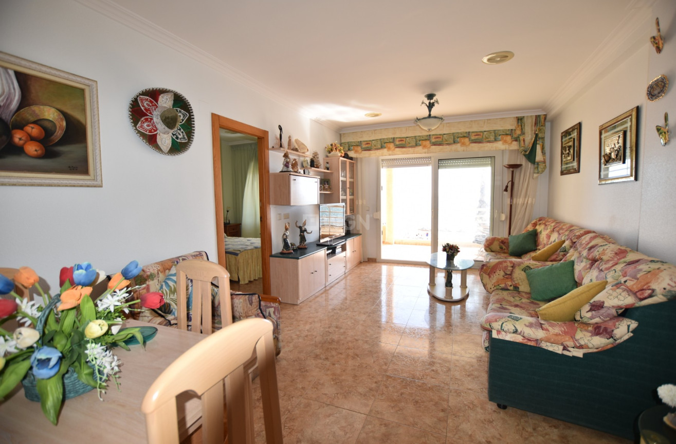 Odsprzedaż - Mieszkanie w bloku - La Mata - Costa Blanca
