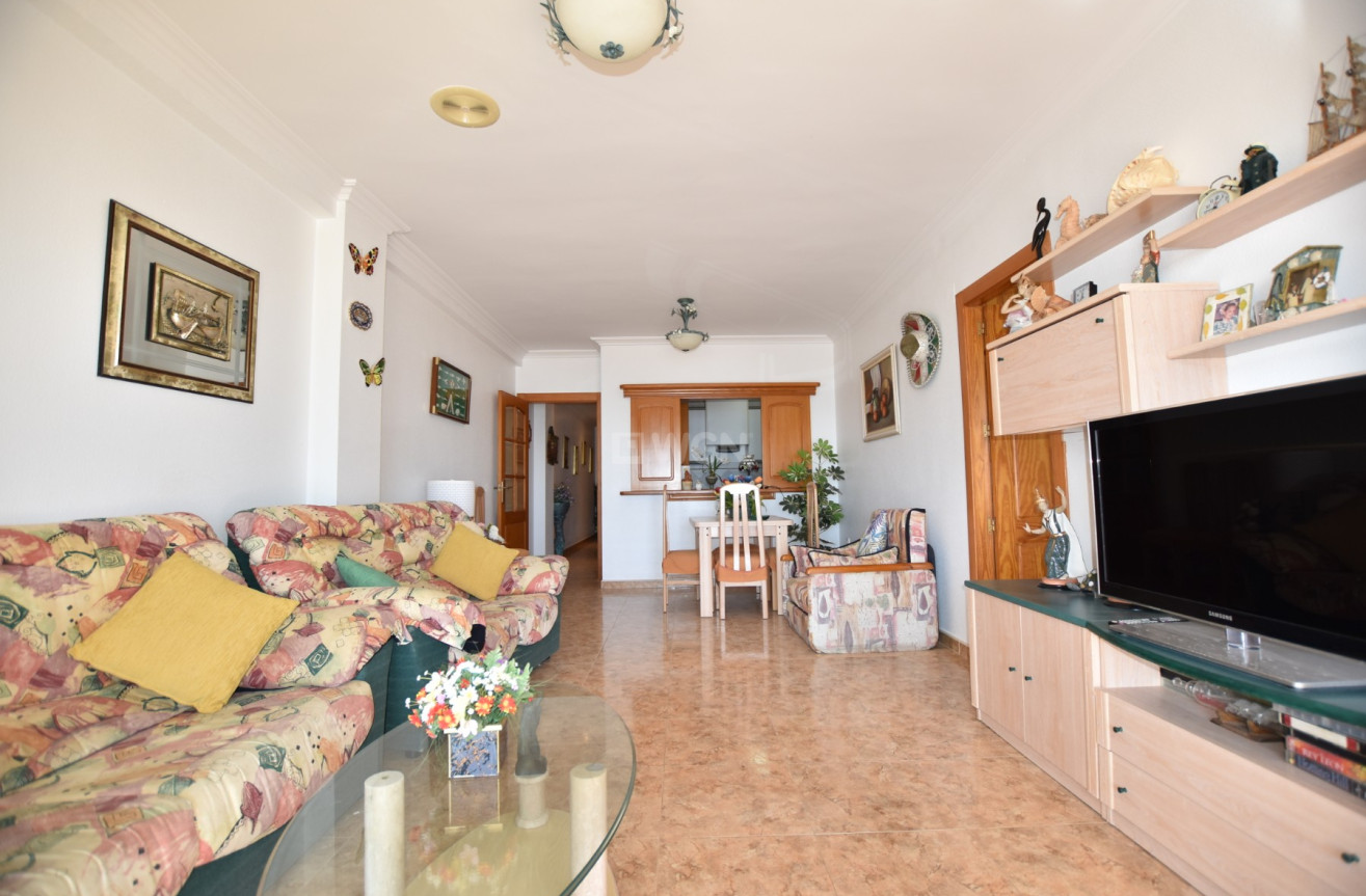 Odsprzedaż - Mieszkanie w bloku - La Mata - Costa Blanca
