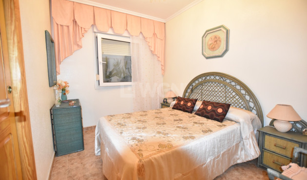 Odsprzedaż - Mieszkanie w bloku - La Mata - Costa Blanca