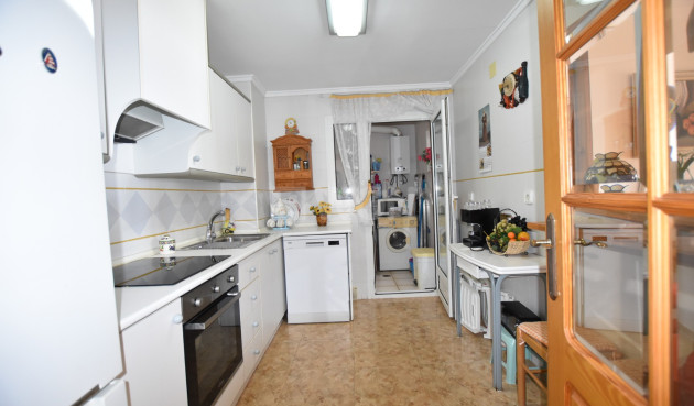 Odsprzedaż - Mieszkanie w bloku - La Mata - Costa Blanca