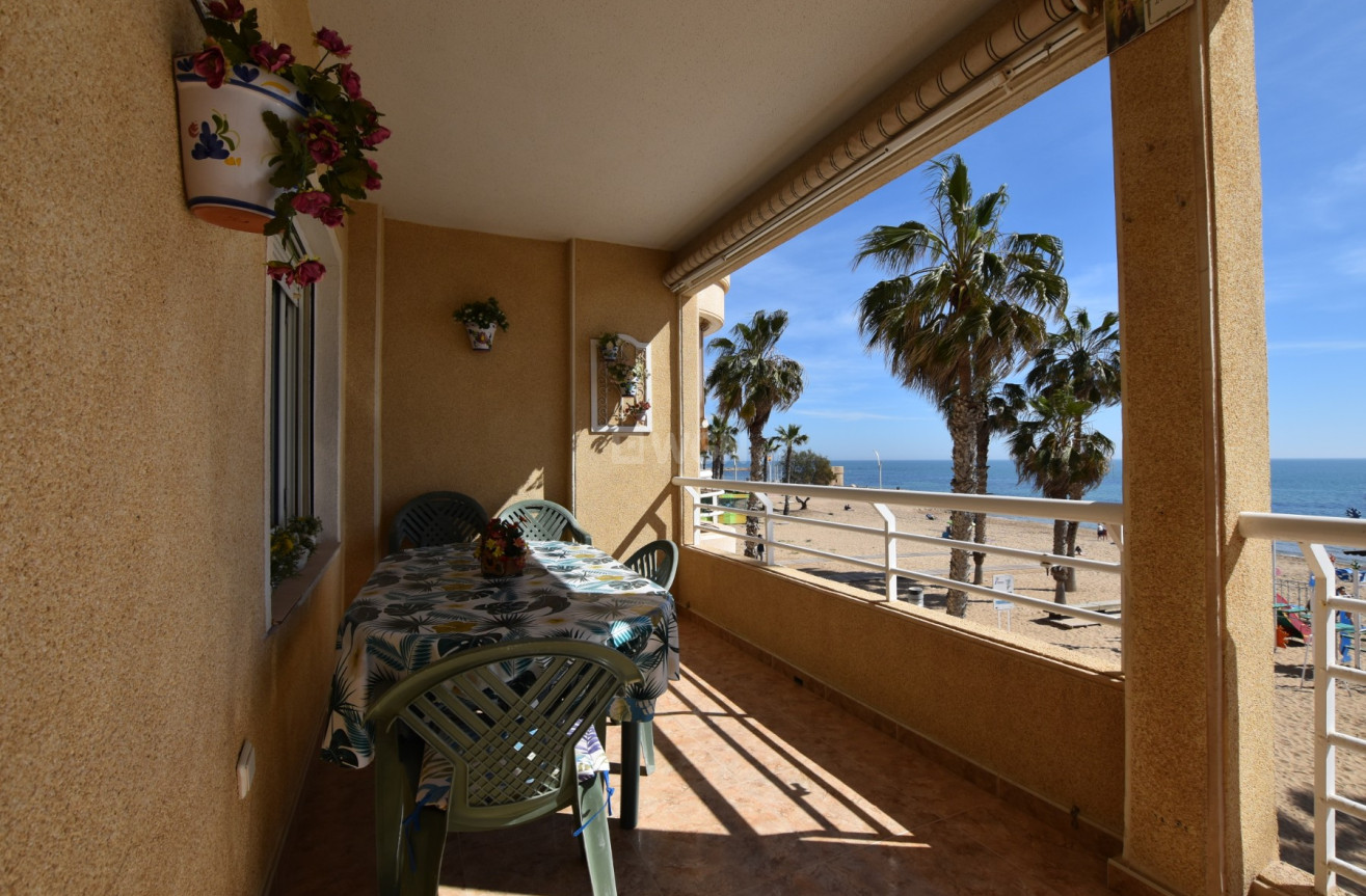 Odsprzedaż - Mieszkanie w bloku - La Mata - Costa Blanca