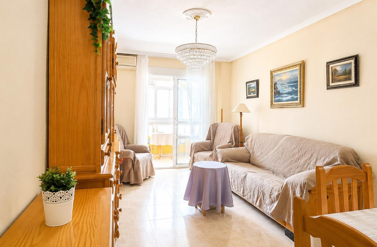 Odsprzedaż - Mieszkanie w bloku - Torrevieja - Habaneras