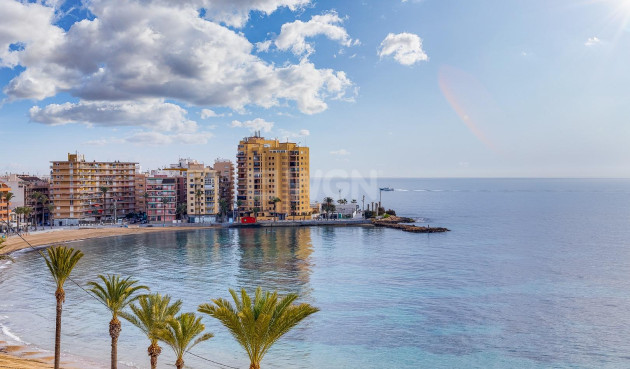 Odsprzedaż - Mieszkanie w bloku - Torrevieja - Habaneras