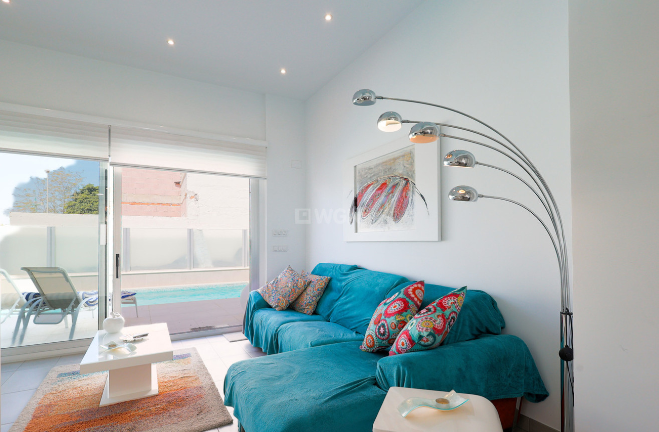 Odsprzedaż - Villa - Dolores - Costa Blanca