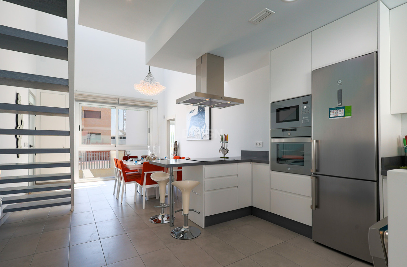Odsprzedaż - Villa - Dolores - Costa Blanca