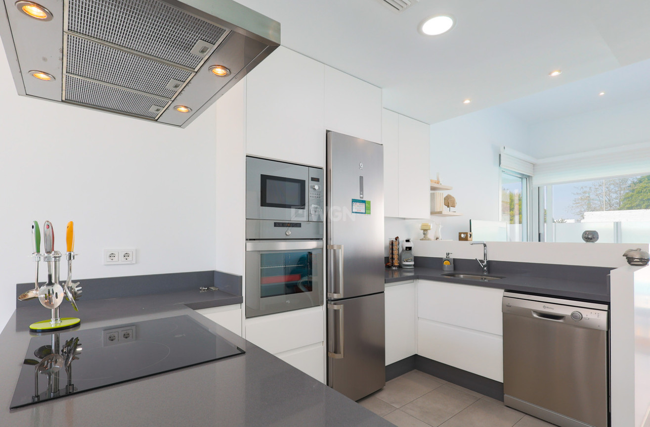Odsprzedaż - Villa - Dolores - Costa Blanca