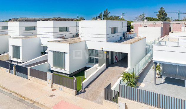 Odsprzedaż - Villa - Dolores - Costa Blanca
