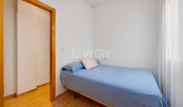 Odsprzedaż - Mieszkanie w bloku - Torrevieja - Paseo Maritimo