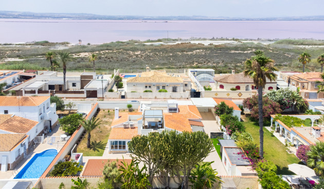 Odsprzedaż - Villa - Torrevieja - Torreta