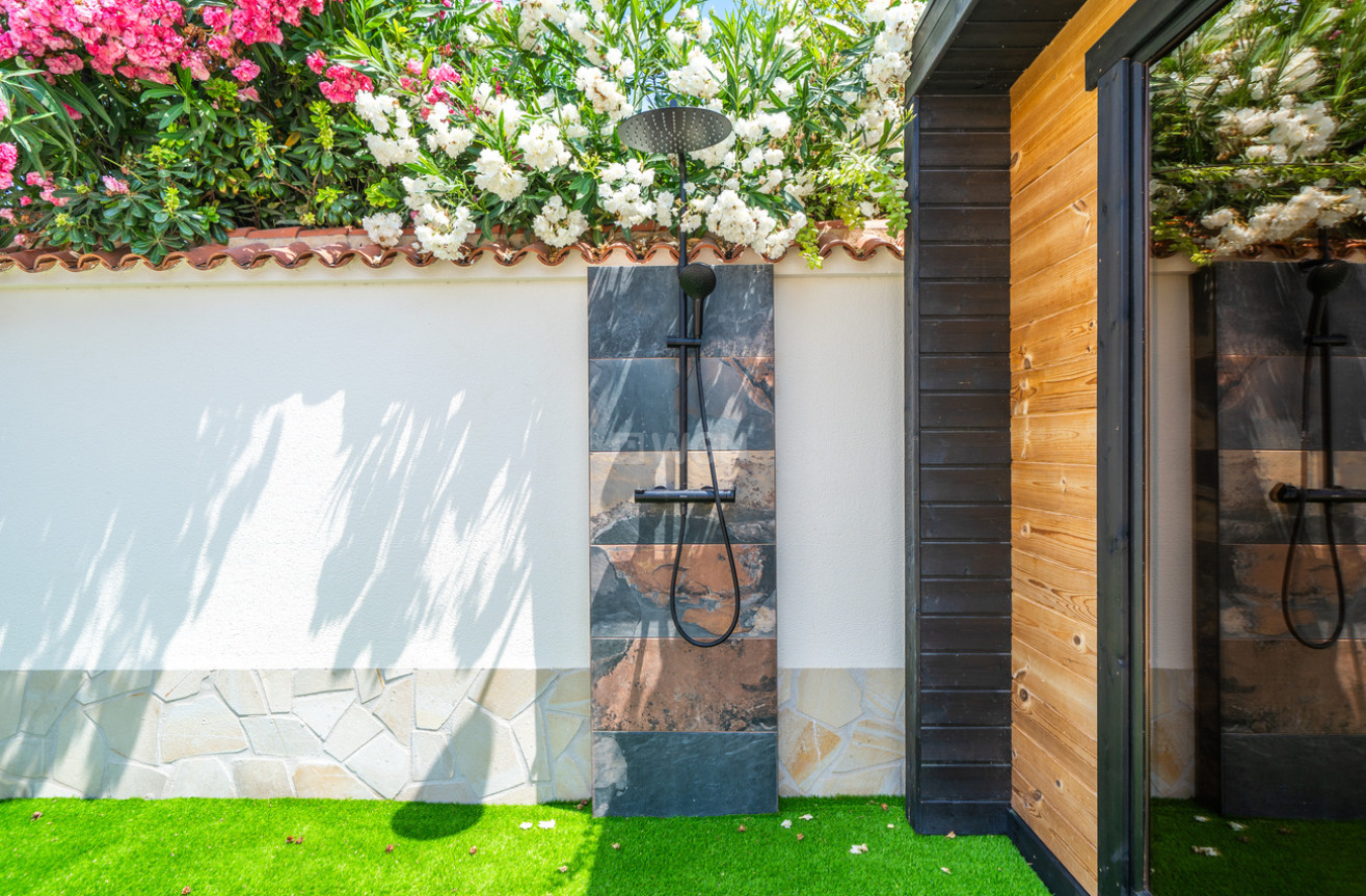 Odsprzedaż - Villa - Torrevieja - Torreta