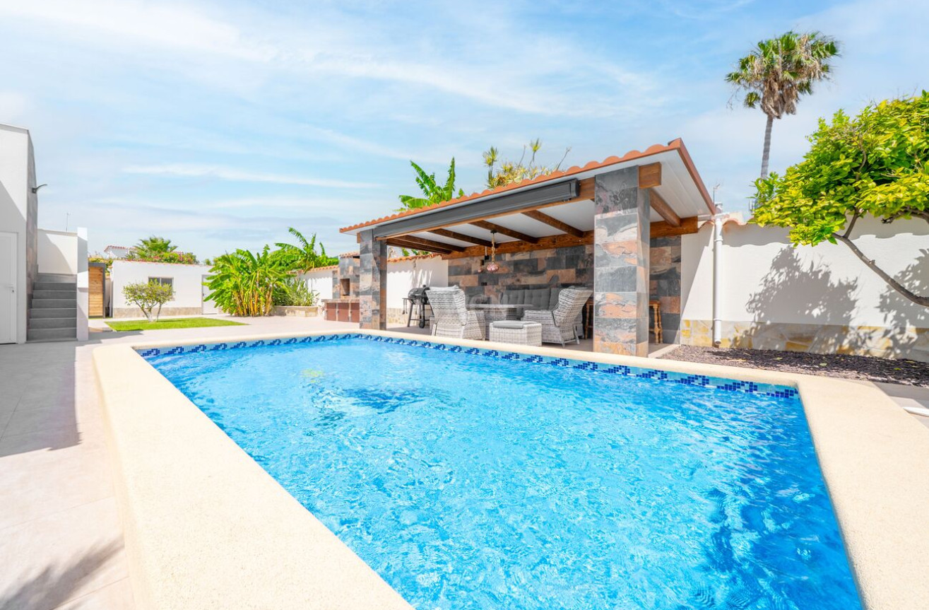 Odsprzedaż - Villa - Torrevieja - Torreta