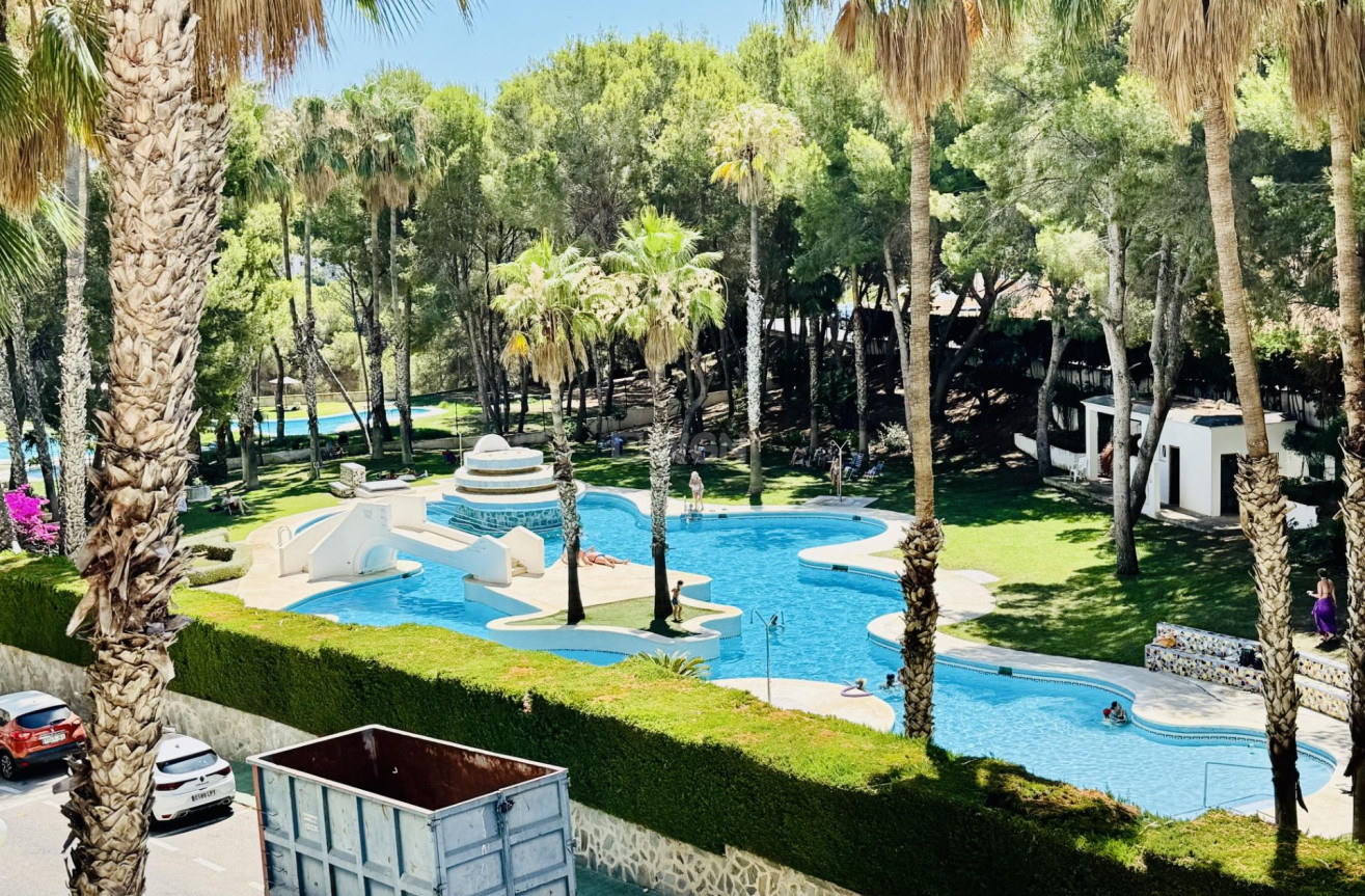 Odsprzedaż - Mieszkanie w bloku - Orihuela Costa - Altos De Campoamor
