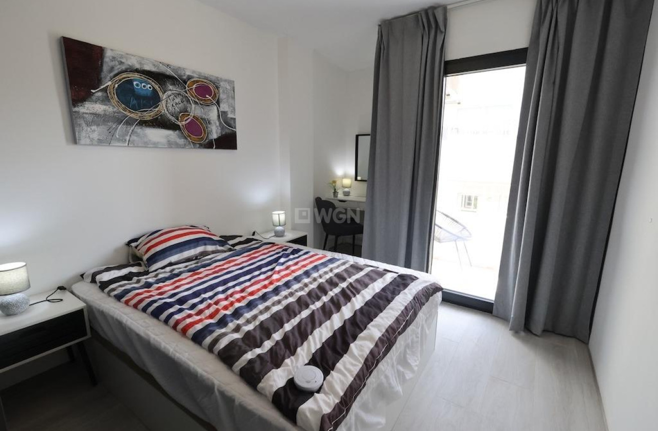 Odsprzedaż - Daszek - Torrevieja - Costa Blanca