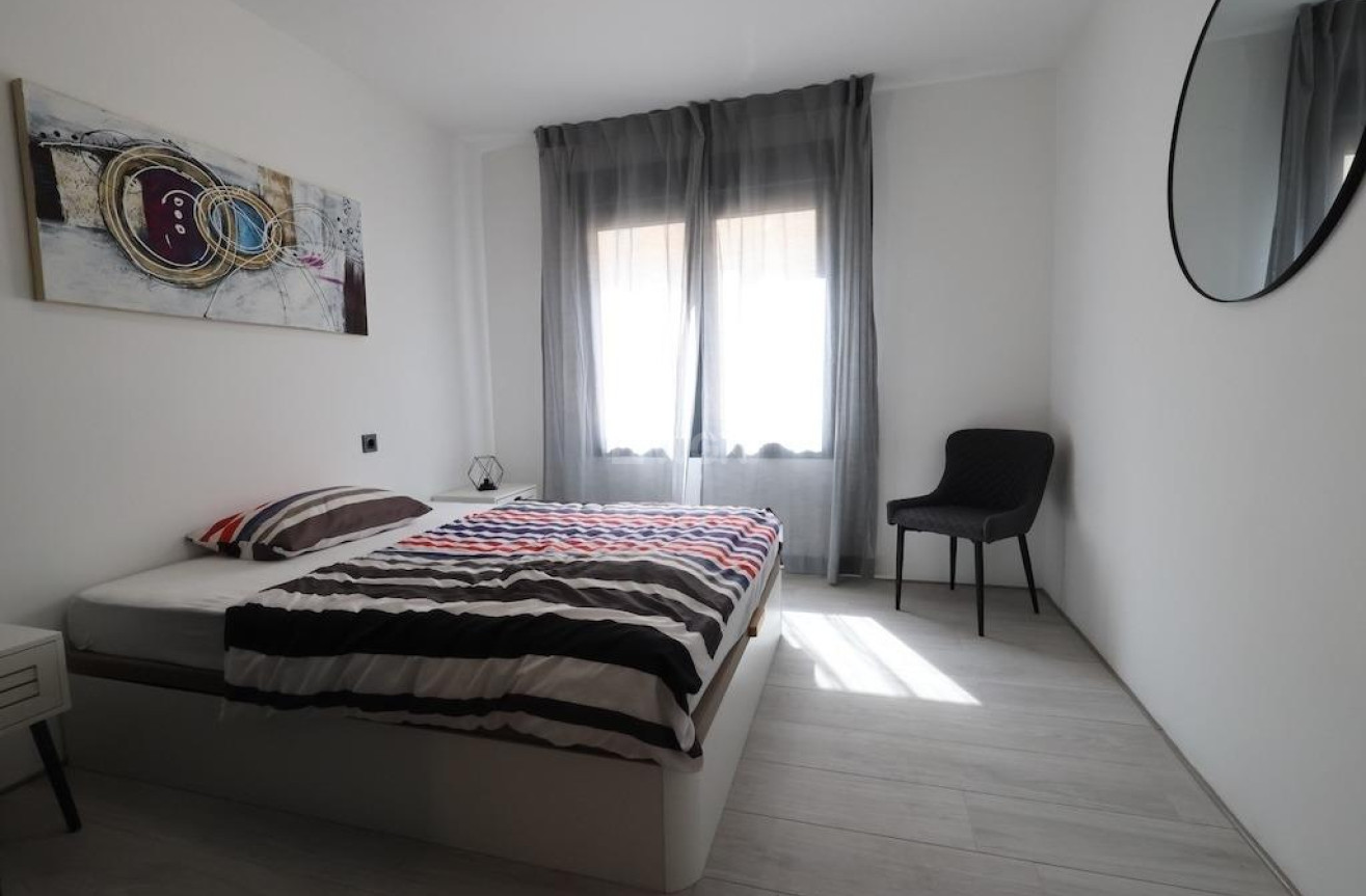 Odsprzedaż - Daszek - Torrevieja - Costa Blanca