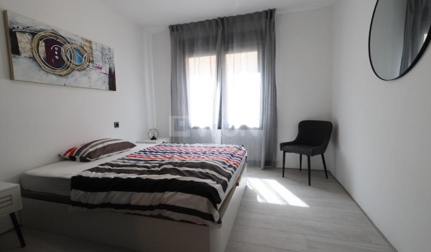Odsprzedaż - Daszek - Torrevieja - Costa Blanca