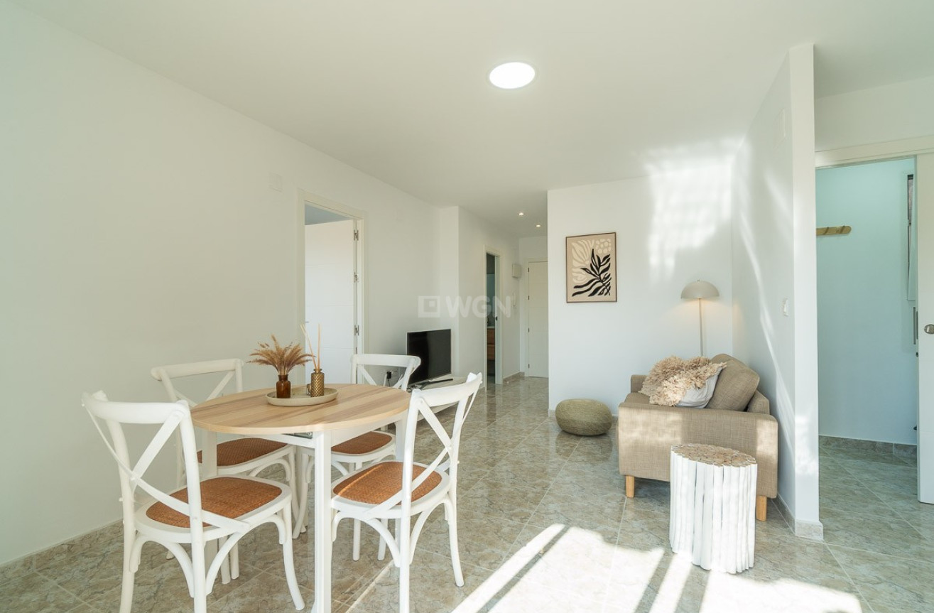 Odsprzedaż - Mieszkanie w bloku - Torrevieja - Costa Blanca