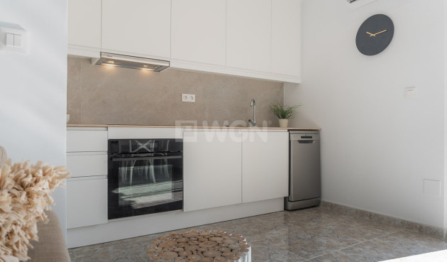 Odsprzedaż - Mieszkanie w bloku - Torrevieja - Costa Blanca