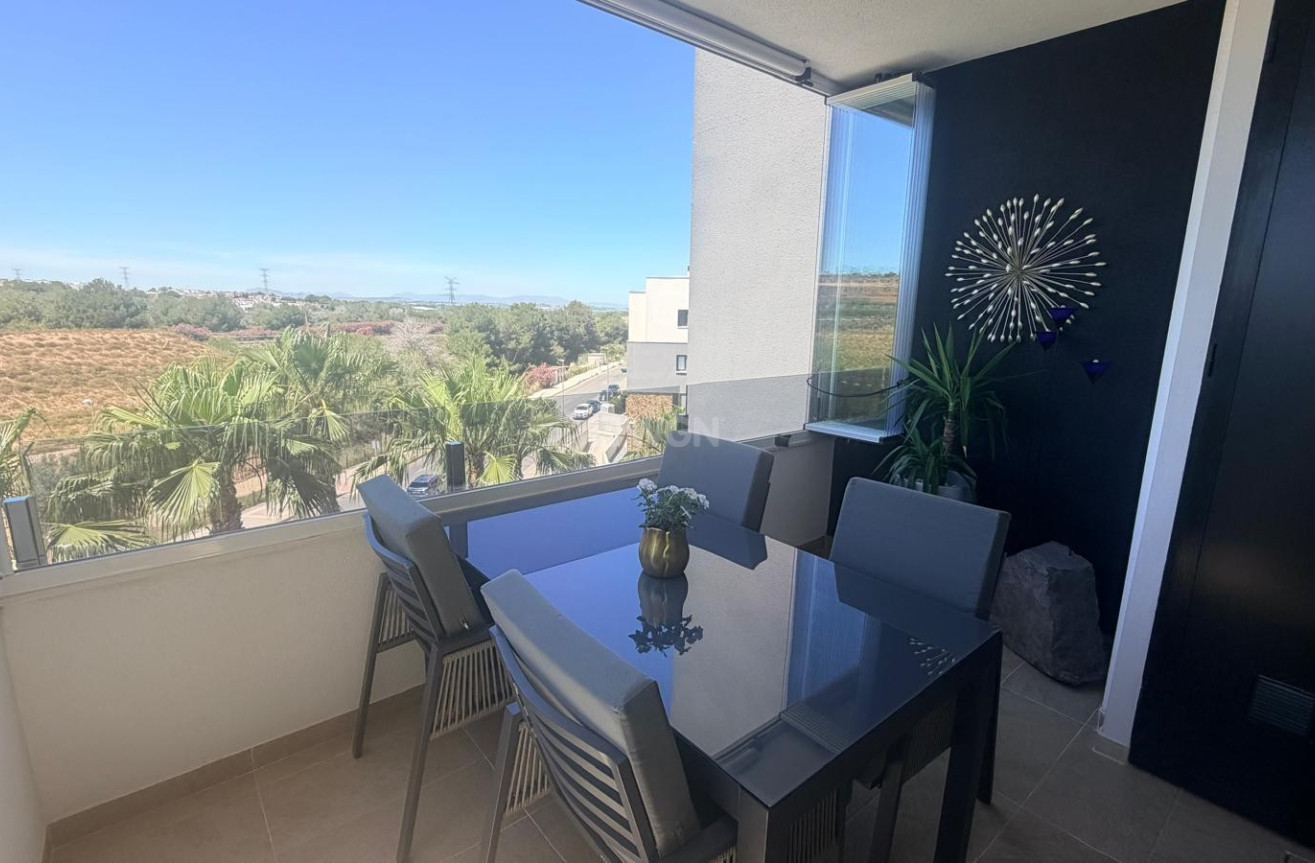 Odsprzedaż - Mieszkanie w bloku - Los Altos - Costa Blanca