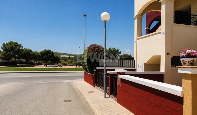 Odsprzedaż - Bungalow - Orihuela Costa - Costa Blanca