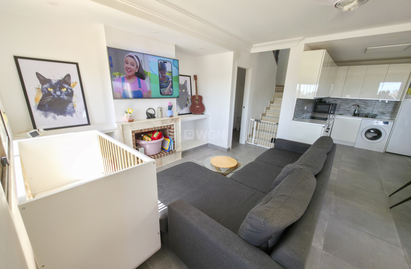 Odsprzedaż - Villa - Villamartin - Costa Blanca