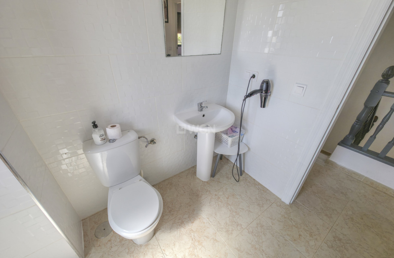 Odsprzedaż - Villa - Villamartin - Costa Blanca