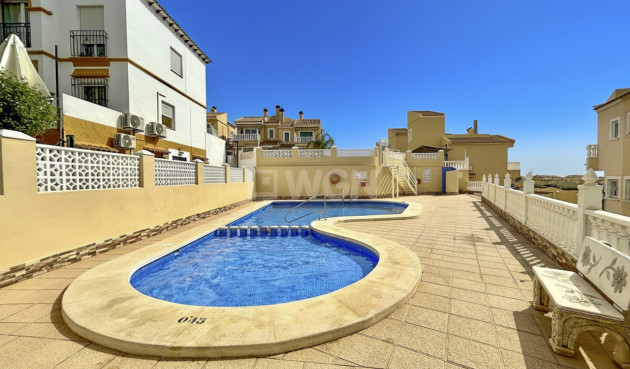 Odsprzedaż - Villa - Villamartin - Costa Blanca