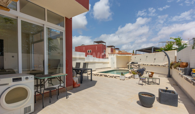 Odsprzedaż - Mieszkanie w bloku - Orihuela Costa - Costa Blanca