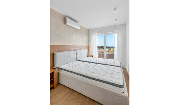 Odsprzedaż - Mieszkanie w bloku - Orihuela Costa - Costa Blanca
