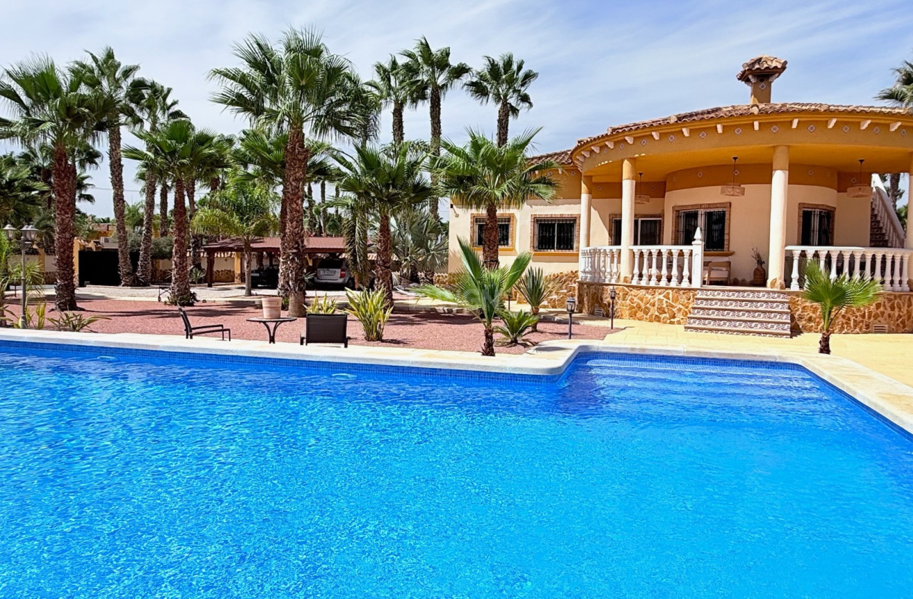 Odsprzedaż - Villa - Catral - Costa Blanca