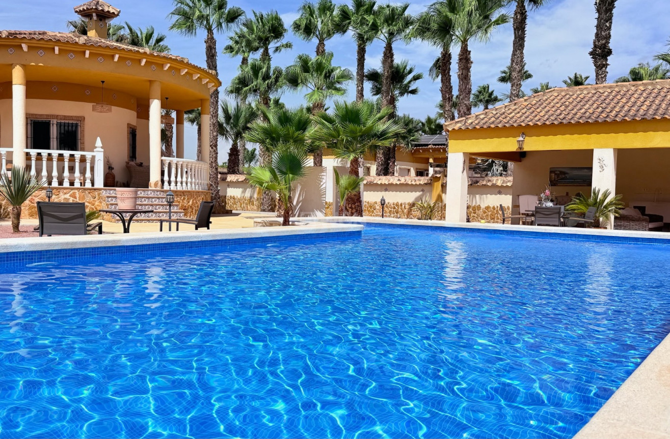 Odsprzedaż - Villa - Catral - Costa Blanca