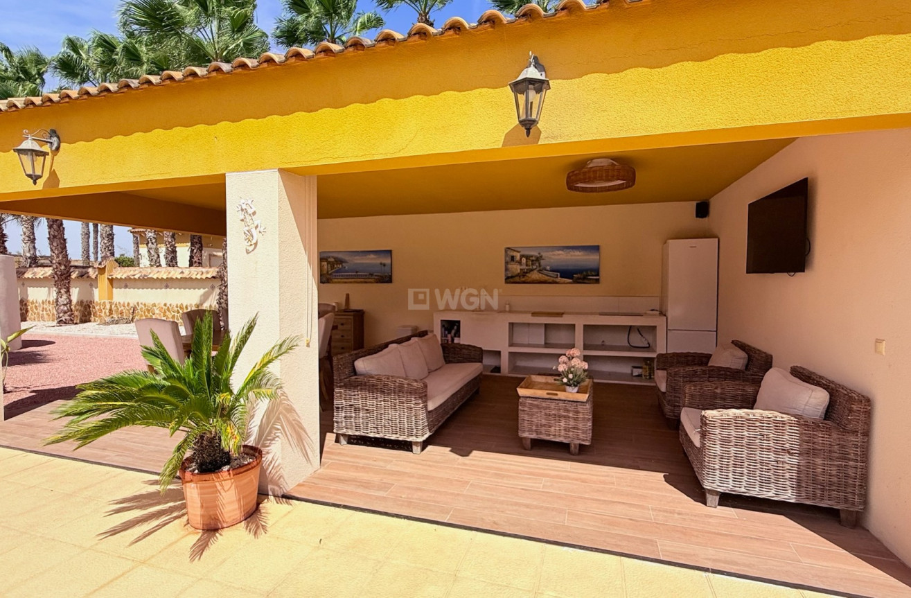 Odsprzedaż - Villa - Catral - Costa Blanca