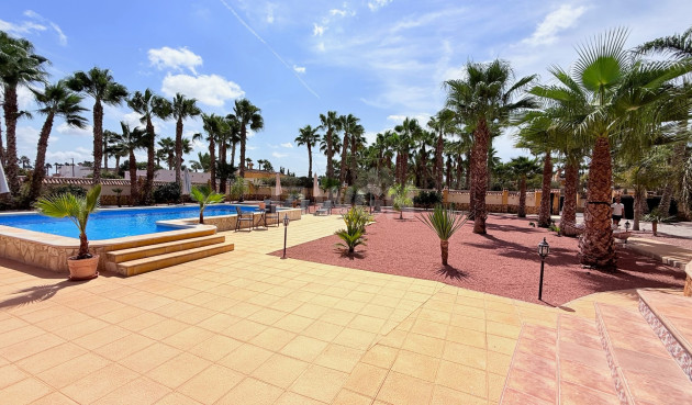 Odsprzedaż - Villa - Catral - Costa Blanca