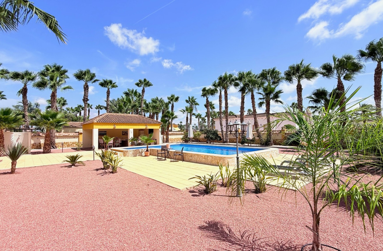 Odsprzedaż - Villa - Catral - Costa Blanca