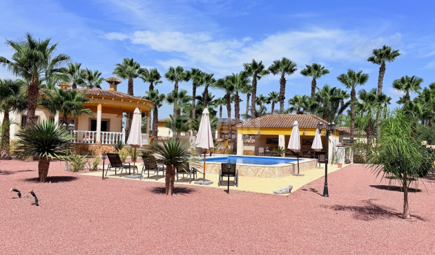 Odsprzedaż - Villa - Catral - Costa Blanca