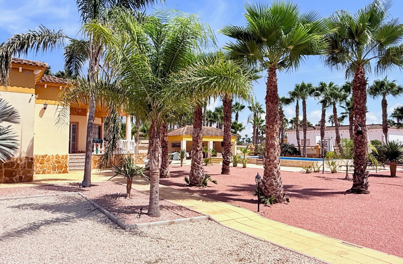 Odsprzedaż - Villa - Catral - Costa Blanca